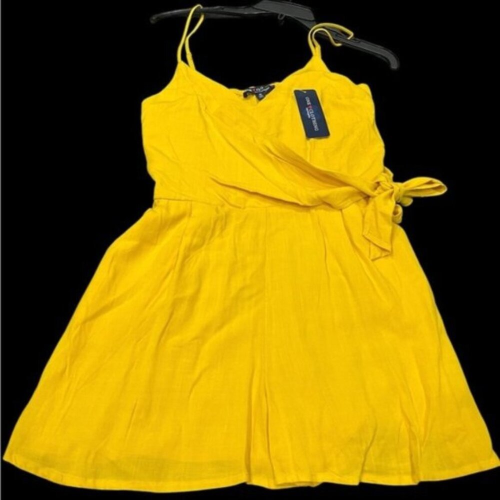 One Clothing Los‎ Angeles Women's Shorts Romper Jumpsuit Yellow Size Small